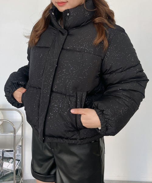 AS KNOW AS plus(アズノゥアズプラス)の「◇スタンドカラー中綿ブルゾン(ダウンジャケット/コート・レディース・ブラック/アイボリー/ピンク系/パープル系/ブラック系・FREE)」の3枚目の写真