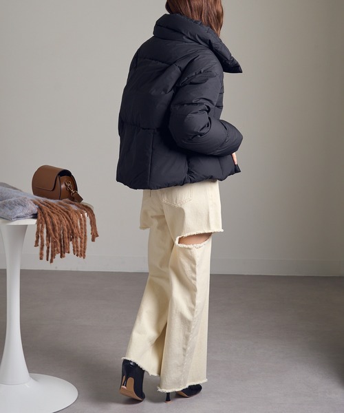 Pyrenex（ピレネックス）の「【Pyrenex】HARMONIE CROP HWY044P スタンドカラー ダウンジャケット（ダウンジャケット/コート・レディース・ブラック/カーキ/アイボリー・36/34/38/40）」の13枚目の写真