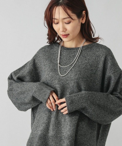 GLOBAL WORK(グローバルワーク)の「フワフワHugmeクルーラメ/115965(ニット/セーター・レディース・ライトグレー/チャコールグレー/グレイッシュベージュ・SHORT/REGULAR)」の1枚目の写真