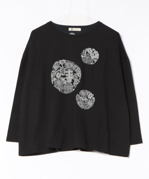 BARNDOOR(バーンドア)の「(BD)【BARNDOOR】北欧風 ボタニカル 刺繍 長袖 Tシャツ(Tシャツ/カットソー・レディース・ブラック/杢グレー/アイボリー・FREE)」の1枚目の写真
