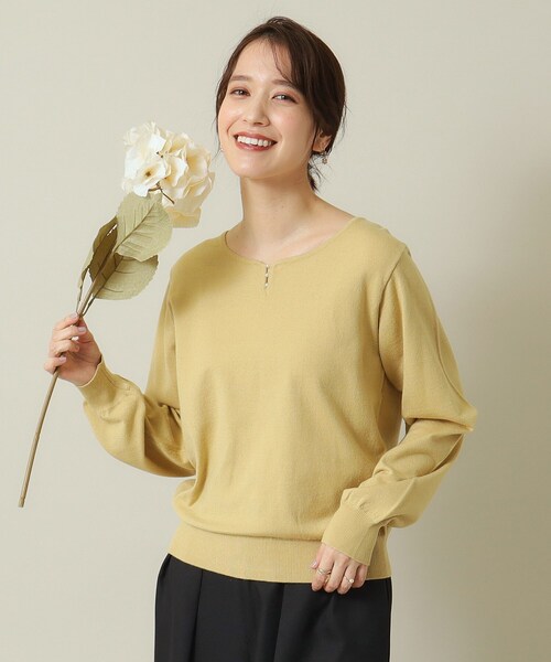 ITS'DEMO（イッツデモ）の「◆【吸湿発熱／薄手／マシンウォッシャブル】ハートネックニット（ニット/セーター・レディース・ブラック/ブルーグリーン/ライトイエロー系/アイボリー/サックスブルー・00）」の5枚目の写真