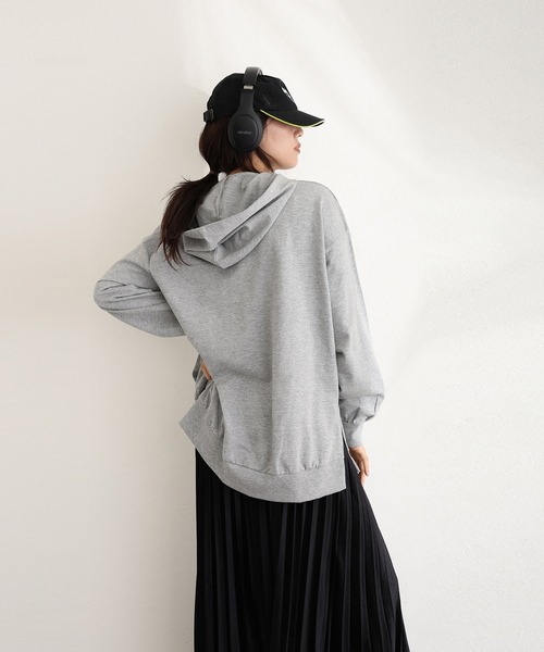 ElegChic(エレグシック)の「ミニ裏毛 スリット パーカースウェット(Tシャツ/カットソー・レディース・ライトカーキ/杢グレー/ブラック・M/XL/4L)」の14枚目の写真