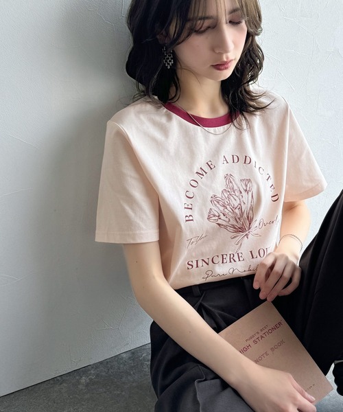 classicalelf(クラシカルエルフ)の「トレンドのディテールが魅力。シルケットフラワーカーブロゴリンガー半袖Tシャツ(Tシャツ/カットソー・レディース・ホワイト×ブラウン/ホワイト×ブルー/ホワイト×ブラック/ブラック×グレー/グリーン系その他/ピンク・LARGE/MEDIUM/SMALL/X-LARGE)」の6枚目の写真