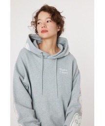 リバースパッチLOGOパーカー