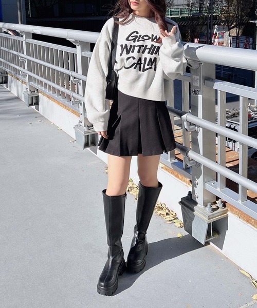 INGNI(イング)の「ショート丈グラフィックロゴニット(ニット/セーター・レディース・ブラック×ホワイト/ホワイト×ブラック/ブルー系2/グレー系その他3/ワイン系2・M)」の11枚目の写真