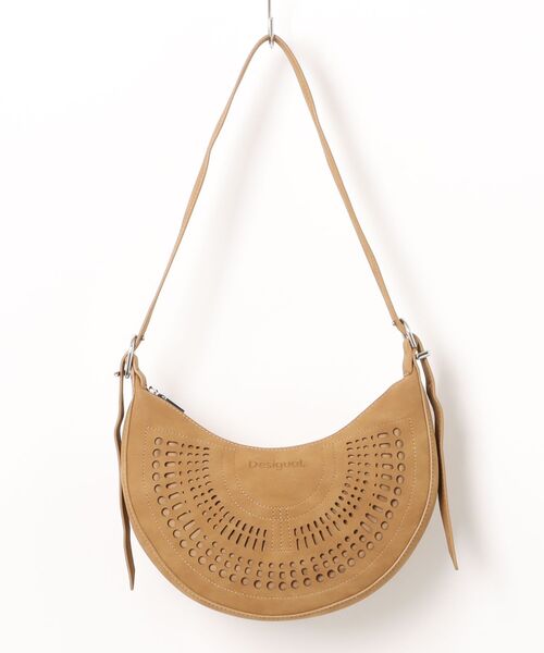 Desigual（デシグアル）の「パンチング加工フェイクレザーミディアムホーボーバッグ（ショルダーバッグ・レディース・ホワイト/ブラウン・FREE）」の13枚目の写真