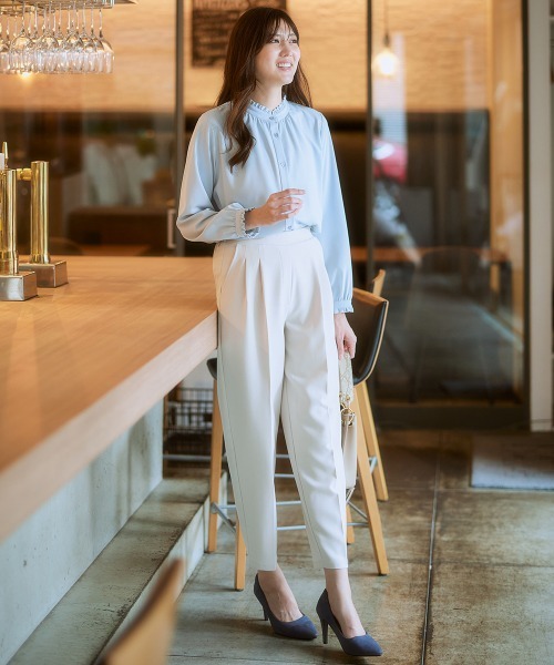 7days Life Styling（セブンデイズライフスタイリング）の「ダブルクロスツータックテーパードパンツ<大きいサイズ有>（スラックス・レディース・ピンク/ベージュ/ネイビー/ミント/ブラック・3L/LL/L/M/S/4L/5L/6L）」の16枚目の写真