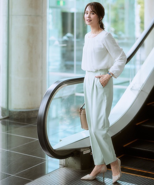 7days Life Styling(セブンデイズライフスタイリング)の「ダブルクロスツータックテーパードパンツ(スラックス・レディース・ピンク/ベージュ/ネイビー/ミント/ブラック・3L/LL/L/M/S/4L/5L/6L)」の21枚目の写真