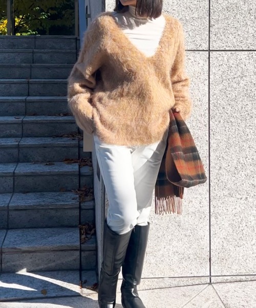 VICKY（ビッキー）の「ブークレシャギーニットVネックプルオーバー≪手洗い可能≫（ニット/セーター・レディース・ブルー/チャコールグレー/オレンジ・M）」の14枚目の写真