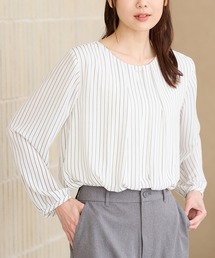 裾タックブラウス