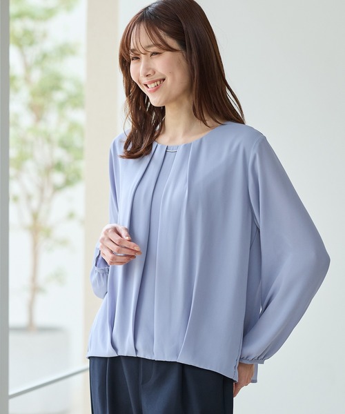 Honeys(ハニーズ)の「裾タックブラウス(シャツ/ブラウス・レディース・グレイッシュブルー/ライトグリーン/ホワイト/ベージュ系/ホワイト×ブラック・S/M/LL/L/3L)」の13枚目の写真