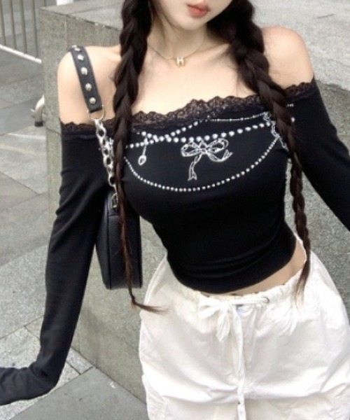 lilful（リルフル）の「ジュエリープリント オフショルレースロンT（Tシャツ/カットソー・レディース・ブラック/ホワイト・M/L）」の10枚目の写真