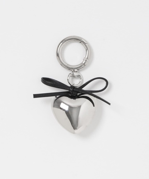 SENSE OF PLACE by URBAN RESEARCH（センスオブプレイスバイアーバンリサーチ）の「『WEB/一部店舗限定』リボンハートチャーム（キーホルダー・レディース・シルバー・ONE）」の5枚目の写真