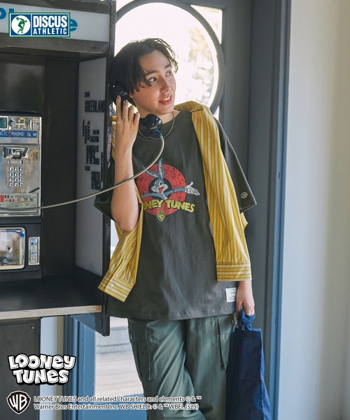 DISCUS ATHLETIC(ディスカス アスレチック)の「【DISCUS ATHLETIC×Warner】コラボ グラフィックプリント半袖Tシャツ ディスカス アスレチック×ワーナー(Tシャツ/カットソー・レディース・スミクロ/ホワイト系/ホワイト系2/ホワイト系1/ブラック系1/ホワイト/ブラック系2/ブラック系・M/L)」の13枚目の写真