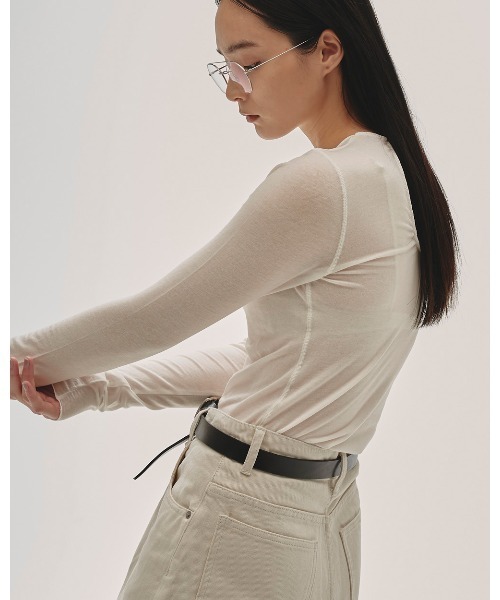 TODAYFUL（トゥデイフル）の「Powdery Backopen Tops（Tシャツ/カットソー・レディース・キナリ/ブルー系その他/ブラック/クリーム・FREE）」の11枚目の写真