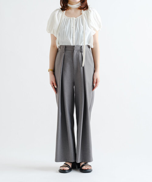 Kastane（カスタネ）の「【2サイズ展開/低身長サイズ】タックスラックスパンツ（スラックス・レディース・ブラック/アイボリー/グレー・1/0）」の8枚目の写真