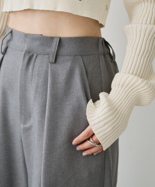 Kastane（カスタネ）の「【2サイズ展開/低身長サイズ】タックスラックスパンツ（スラックス・レディース・ブラック/アイボリー/グレー・1/0）」の12枚目の写真