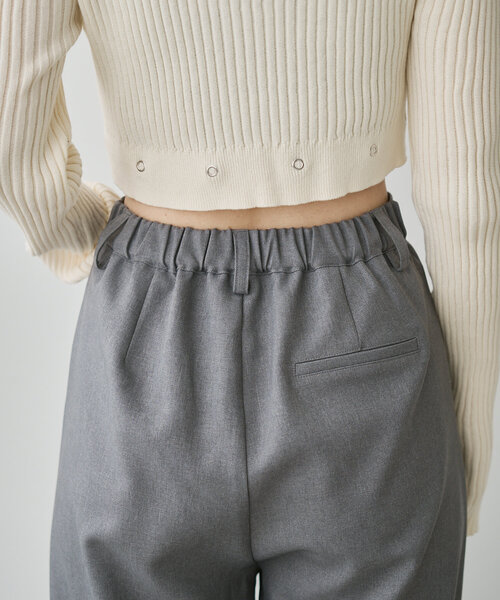 Kastane（カスタネ）の「【2サイズ展開/低身長サイズ】タックスラックスパンツ（スラックス・レディース・ブラック/アイボリー/グレー・1/0）」の13枚目の写真