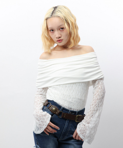SPIRALGIRL(スパイラルガール)の「レースオフショルトップス(Tシャツ/カットソー・レディース・ホワイト/ブラック・FREE)」の18枚目の写真