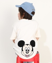 Disney（ディズニー）の「【綿100％】 ディズニー バックキャラクターワッペンTシャツ 0304K（Tシャツ/カットソー・キッズ）」