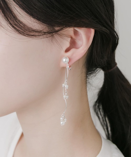 SMELLY（スメリー）の「ウェーブパールシャワーイヤリング（イヤリング・レディース・ゴールド系その他/シルバー系その他・-）」の4枚目の写真