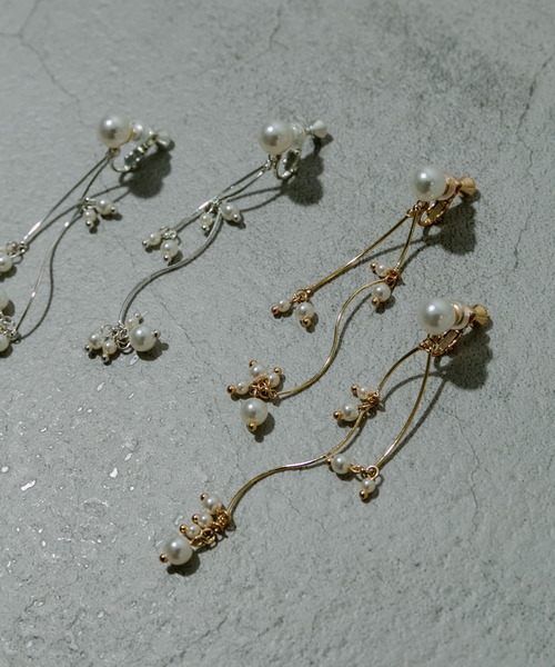 SMELLY（スメリー）の「ウェーブパールシャワーイヤリング（イヤリング・レディース・ゴールド系その他/シルバー系その他・-）」の9枚目の写真