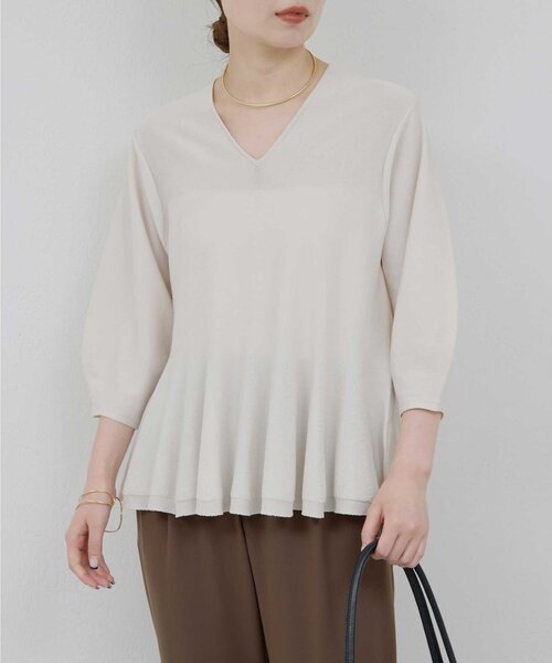 GALLARDAGALANTE（ガリャルダガランテ）の「【春夏素材にアップデート！】ペプラムプルオーバー（ニット/セーター・レディース・ライトグレー/ブルー/ブラック・FREE）」の3枚目の写真