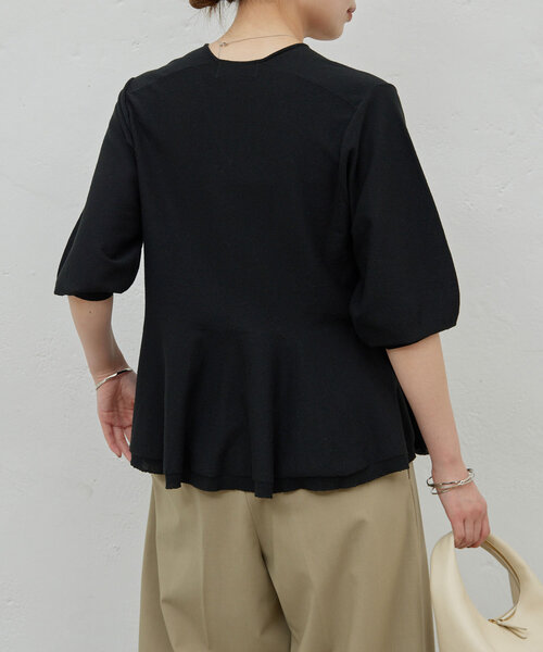 GALLARDAGALANTE（ガリャルダガランテ）の「【春夏素材にアップデート！】ペプラムプルオーバー（ニット/セーター・レディース・ライトグレー/ブルー/ブラック・FREE）」の6枚目の写真