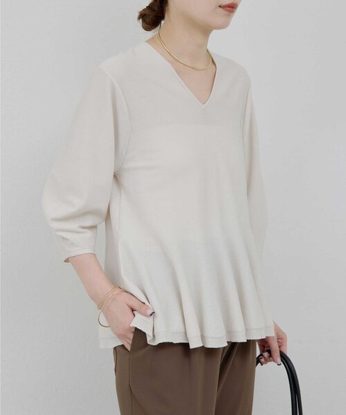 GALLARDAGALANTE（ガリャルダガランテ）の「【春夏素材にアップデート！】ペプラムプルオーバー（ニット/セーター・レディース・ライトグレー/ブルー/ブラック・FREE）」の12枚目の写真