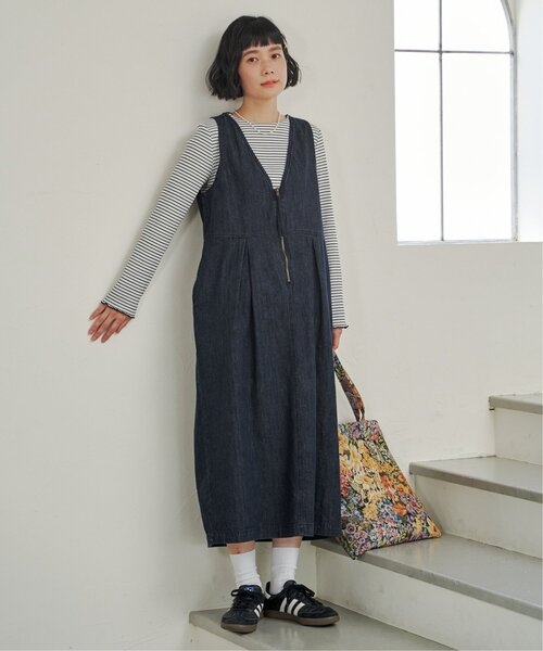LBC（エルビーシー）の「デニムジップ深Vネックワンピース（ワンピース・レディース・ブルー/ネイビー・M）」の2枚目の写真