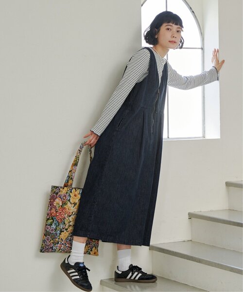 LBC（エルビーシー）の「デニムジップ深Vネックワンピース（ワンピース・レディース・ブルー/ネイビー・M）」の10枚目の写真