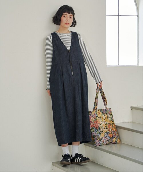 LBC（エルビーシー）の「デニムジップ深Vネックワンピース（ワンピース・レディース・ブルー/ネイビー・M）」の12枚目の写真