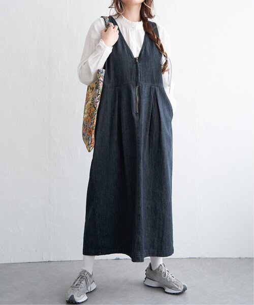 LBC（エルビーシー）の「デニムジップ深Vネックワンピース（ワンピース・レディース・ブルー/ネイビー・M）」の15枚目の写真