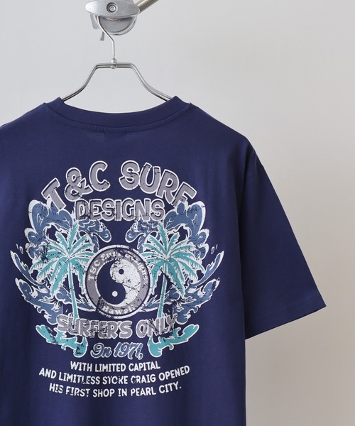 T&C(タウン&カントリー)の「T&C タウン&カントリー フロントプリント バックプリント サーファーズ 半袖TEEシャツ(Tシャツ/カットソー・メンズ・ホワイト系その他2/ホワイト系その他4/ブラック/ブルー系その他2/ブルー系その他3/ブルー系その他4/ホワイト系その他5/サックスブルー/ブルー系その他5/ホワイト系その他6/ブラック系その他2/ブルーグレー/ネイビー/ブルー系その他/イエロー/ベージュ/ホワイト/ホワイト系その他/ホワイト系その他3/ベージュ系その他2・M/L/LL)」の16枚目の写真