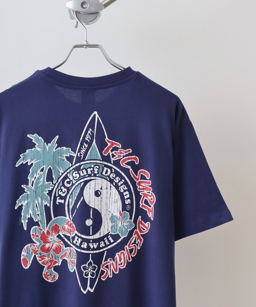 T&C(タウン&カントリー)の「T&C タウン&カントリー フロントプリント バックプリント サーファーズ 半袖TEEシャツ(Tシャツ/カットソー・メンズ・ホワイト系その他2/ホワイト系その他4/ブラック/ブルー系その他2/ブルー系その他3/ブルー系その他4/ホワイト系その他5/サックスブルー/ブルー系その他5/ホワイト系その他6/ブラック系その他2/ブルーグレー/ネイビー/ブルー系その他/イエロー/ベージュ/ホワイト/ホワイト系その他/ホワイト系その他3/ベージュ系その他2・M/L/LL)」の17枚目の写真