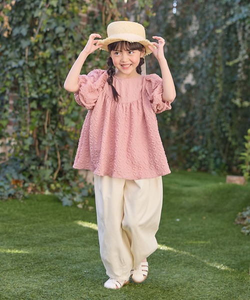 Piet(ピエット)の「ふんわり ボリューム バルーンスリーブ ブラウス(シャツ/ブラウス・キッズ・ブラック/オフホワイト/ピンク/グリーン・110/120/100/130)」の7枚目の写真