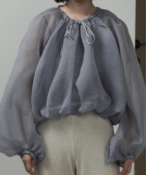 lawgy（ラウジー）の「hem balloon volume sheer blouse / ヘムバルーンボリュームシアーブラウス（シャツ/ブラウス・レディース・ホワイト/ブルー・FREE）」の10枚目の写真
