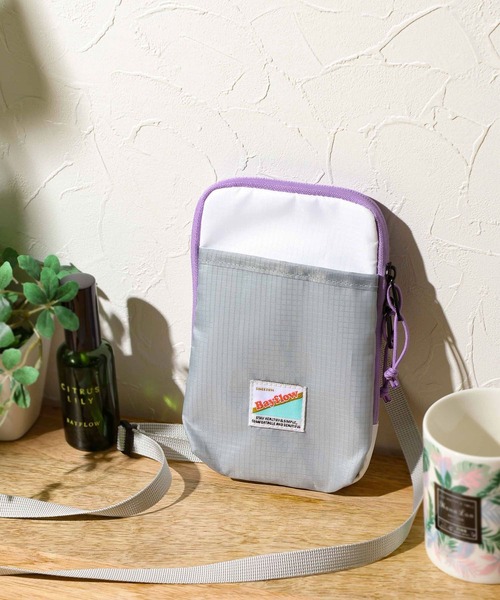 COBMASTER（コブマスター）の「【COBMASTER（コブマスター）×BAYFLOW】スマホポーチ（ポーチ・レディース・グリーン/ホワイト/ブラック/ブルー・0）」の6枚目の写真