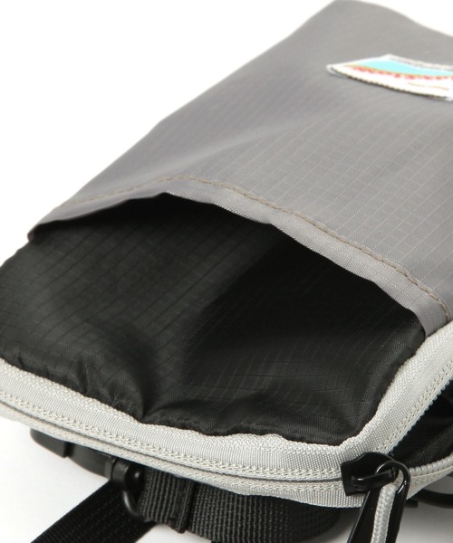 COBMASTER（コブマスター）の「【COBMASTER（コブマスター）×BAYFLOW】スマホポーチ（ポーチ・レディース・グリーン/ホワイト/ブラック/ブルー・0）」の19枚目の写真