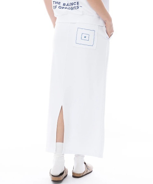 RVCA(ルーカ)の「RVCA レディース BALANCE BOX LONG SKIRT スカート 【2025年春夏モデル】/ルーカワンポイントロゴスカート(スカート・レディース・ブラック/ホワイト/グレー・SMALL/MEDIUM)」の11枚目の写真