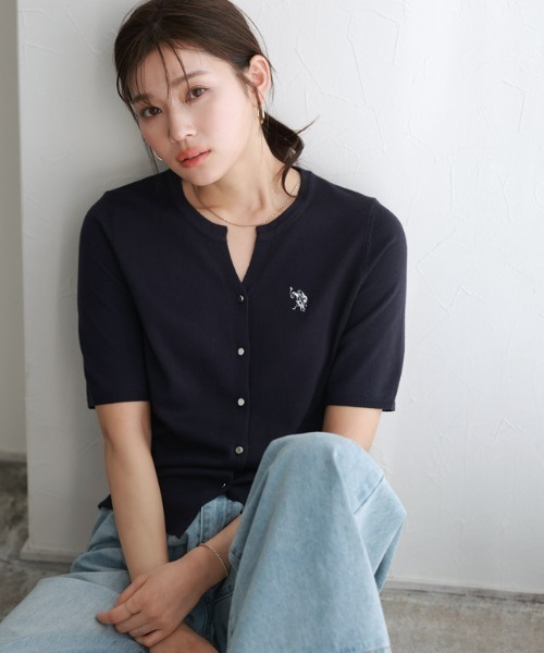 U.S. POLO ASSN.（ユーエスポロアッスン）の「【U.S.POLO ASSN.】キーネックデザインカーディガン（カーディガン/ボレロ・レディース・ネイビー/ブルー系その他/アイボリー系/グレー系その他/ブラック系その他/レッド系その他・M/L/LL）」の7枚目の写真