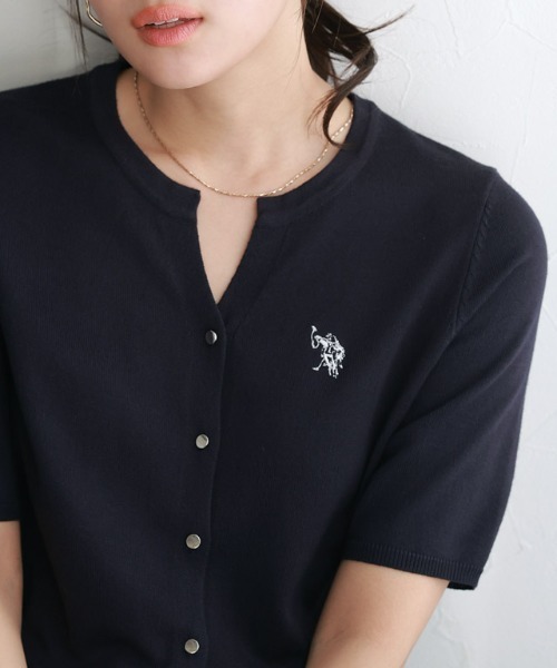 U.S. POLO ASSN.（ユーエスポロアッスン）の「【U.S.POLO ASSN.】キーネックデザインカーディガン（カーディガン/ボレロ・レディース・ネイビー/ブルー系その他/アイボリー系/グレー系その他/ブラック系その他/レッド系その他・M/L/LL）」の9枚目の写真