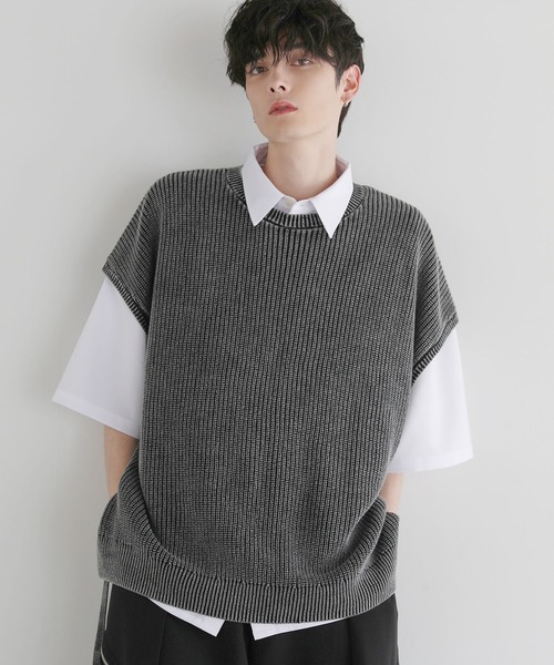 LILL(リル)の「ヴィンテージ加工ルーズシルエットサイドコードニットベスト(ベスト・メンズ・ブラック系/グレー系・S/M/L)」の14枚目の写真