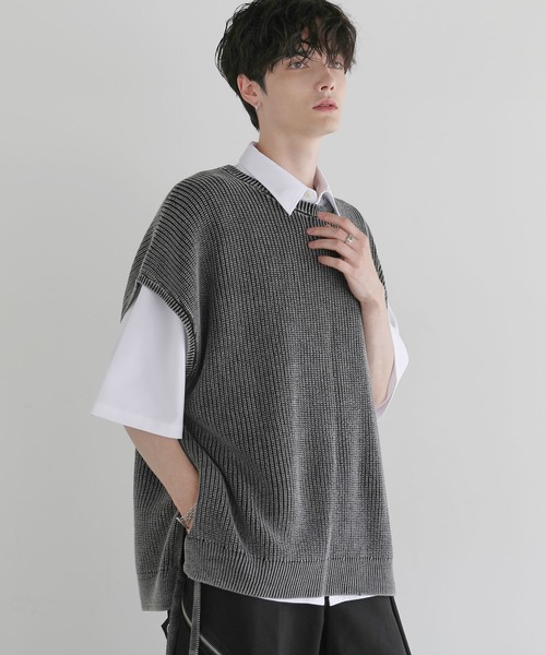 LILL(リル)の「ヴィンテージ加工ルーズシルエットサイドコードニットベスト(ベスト・メンズ・ブラック系/グレー系・S/M/L)」の17枚目の写真