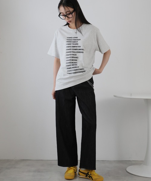 Ulysses(ユリシス)の「プリントデザインTシャツ(Tシャツ/カットソー・レディース・ベージュ/ダークグレー/ホワイト/ブラック・F)」の7枚目の写真