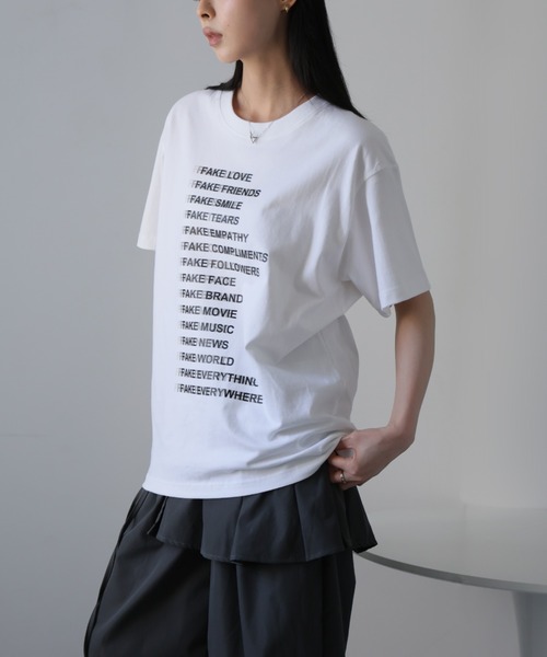 Ulysses(ユリシス)の「プリントデザインTシャツ(Tシャツ/カットソー・レディース・ベージュ/ダークグレー/ホワイト/ブラック・F)」の22枚目の写真