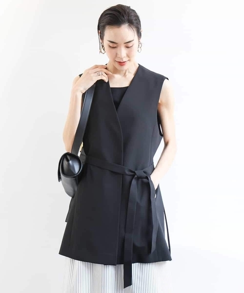 ベルト付きノーカラージレ