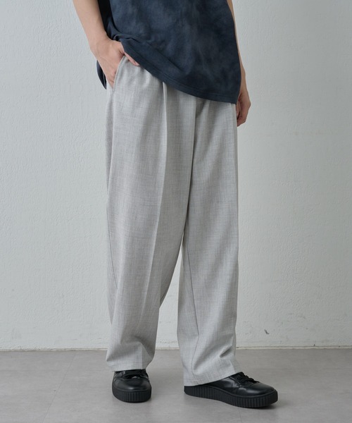 COLONY 2139(コロニートゥーワンスリーナイン)の「パウダートロストレートパンツ(スラックス・メンズ・アイボリー/ブラック・MEDIUM/LARGE)」の21枚目の写真