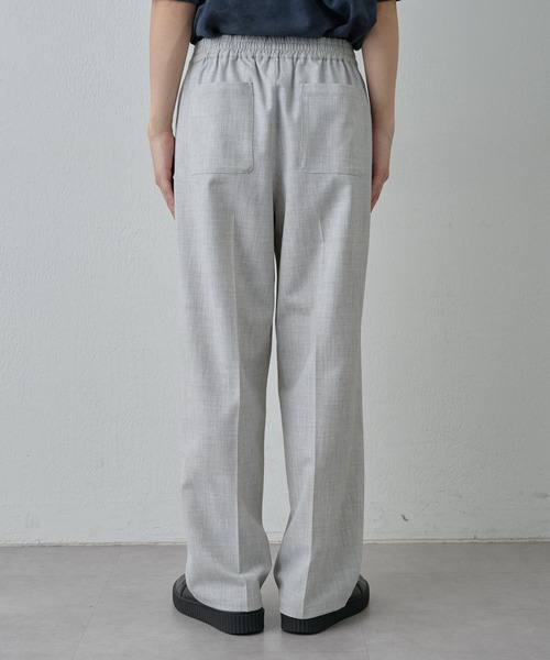 COLONY 2139(コロニートゥーワンスリーナイン)の「パウダートロストレートパンツ(スラックス・メンズ・アイボリー/ブラック・MEDIUM/LARGE)」の11枚目の写真