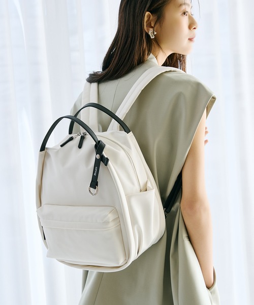 Breath TOPKAPI(ブレストプカピ)の「【Breath TOPKAPI】【撥水】ツヤ ナイロン レザーハンドル ミニ リュック(バックパック/リュック・レディース・クリーム/ブラック/ライトグレー・FREE)」の1枚目の写真